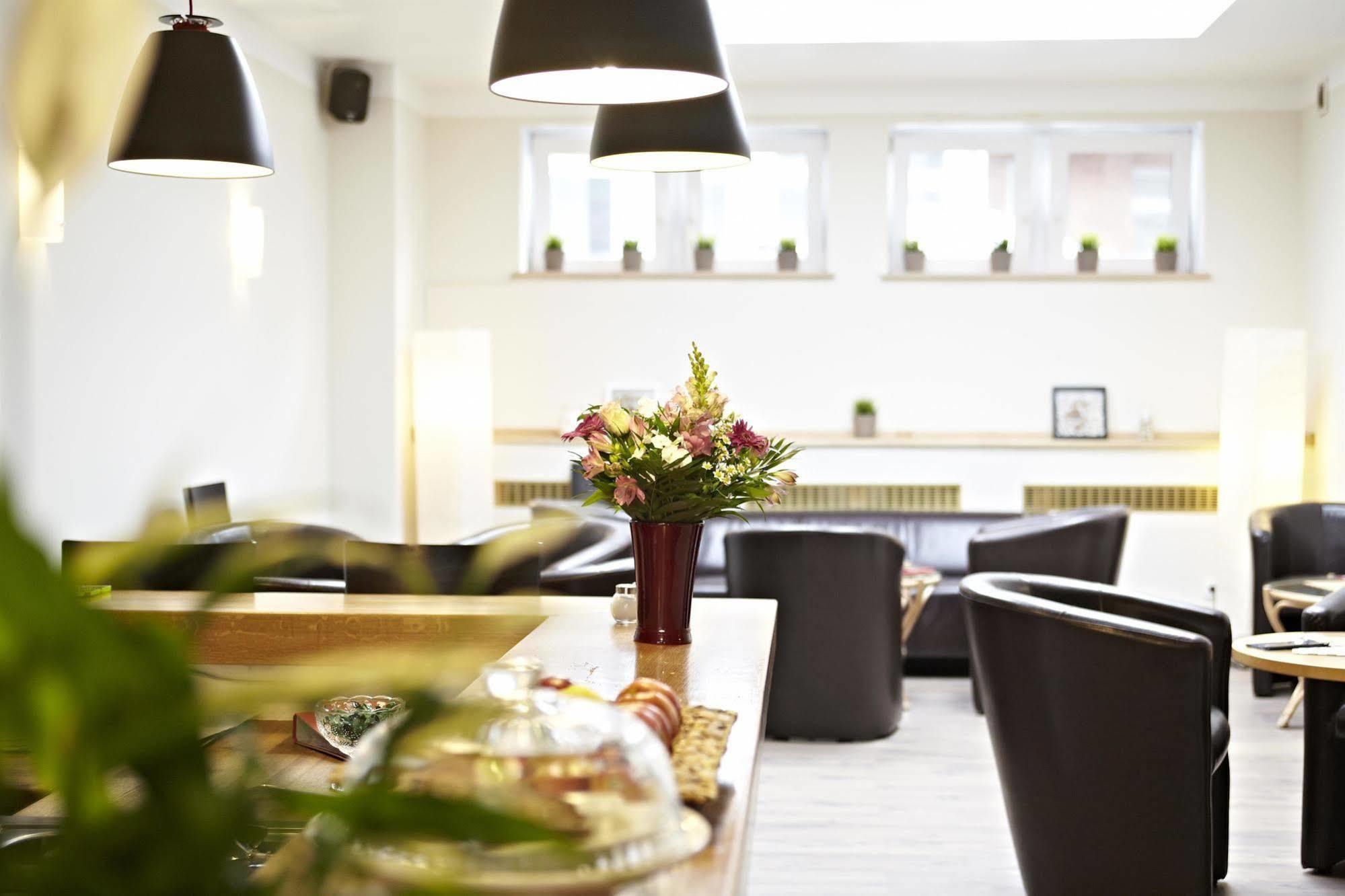 Hotel Ostseehalle Kiel By Premiere Classe Exterior foto